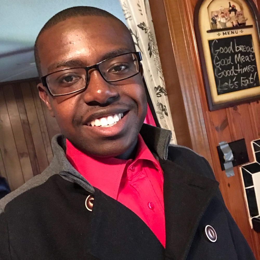Meet your Posher, Lawrence